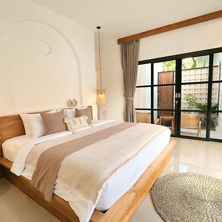 Amerta Villa Seminyak Экстерьер фото