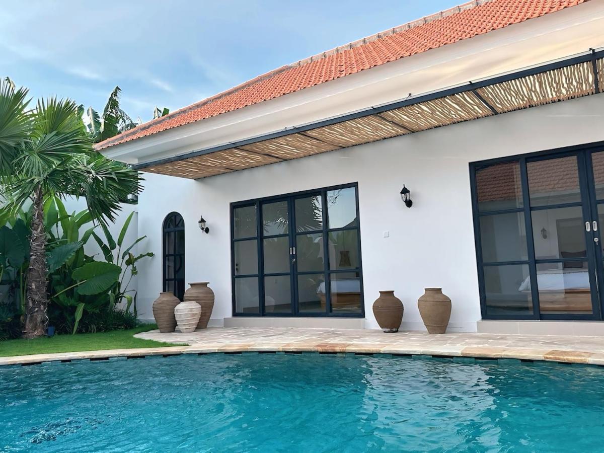 Amerta Villa Seminyak Экстерьер фото