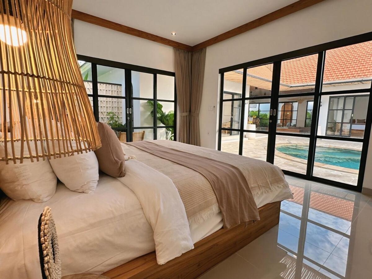Amerta Villa Seminyak Экстерьер фото