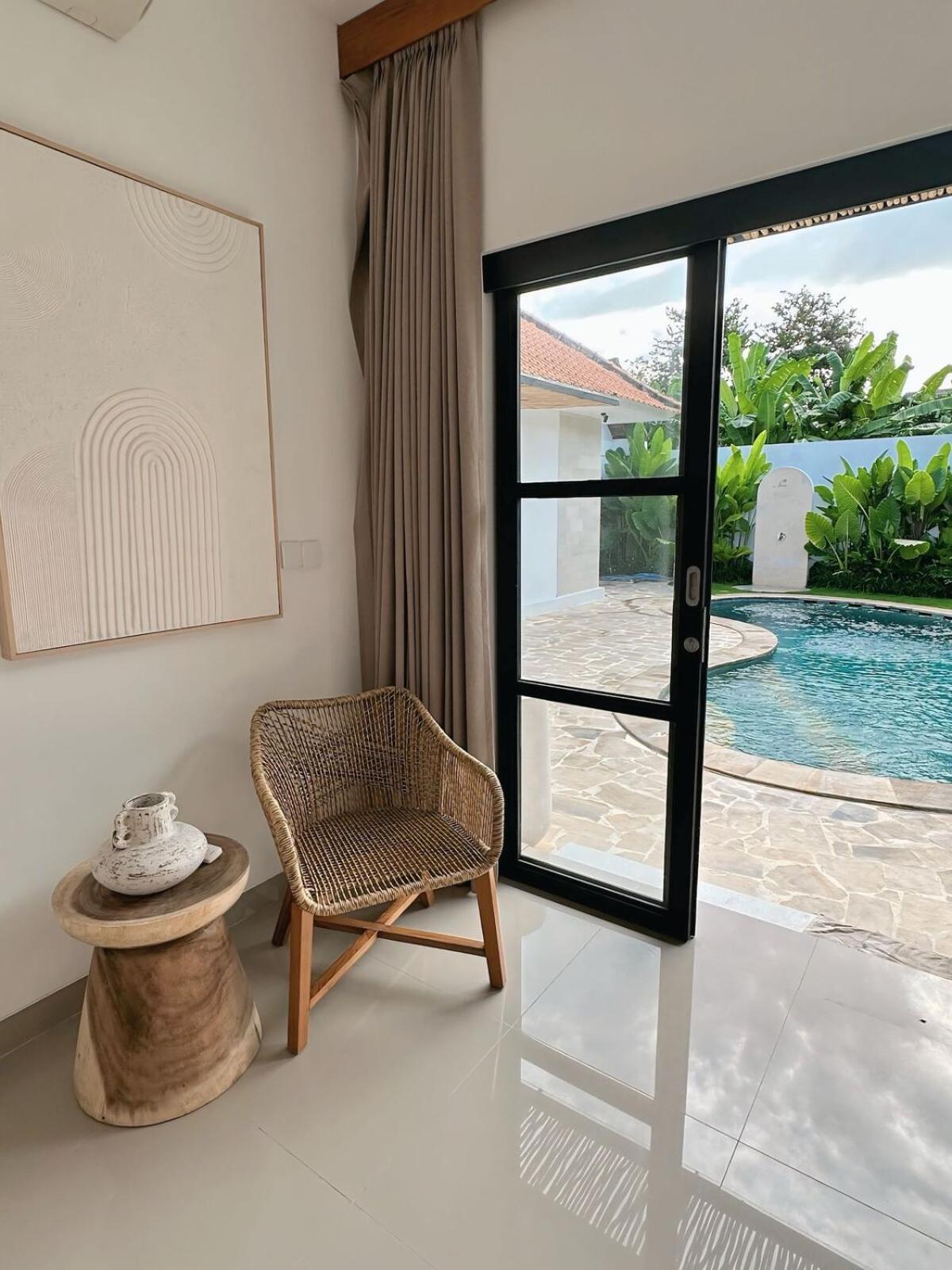 Amerta Villa Seminyak Экстерьер фото